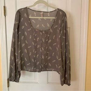 Gray & white long sleeve top by Mudd.